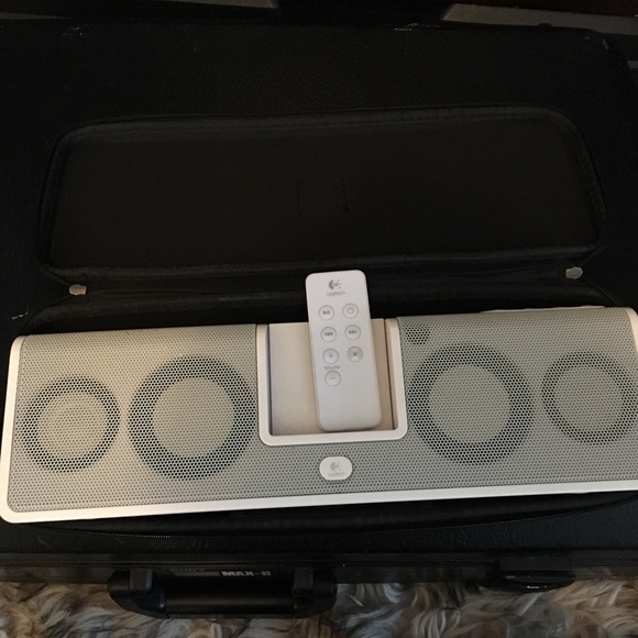 Logitech mm50 portable speaker system - Picture 1 of 5